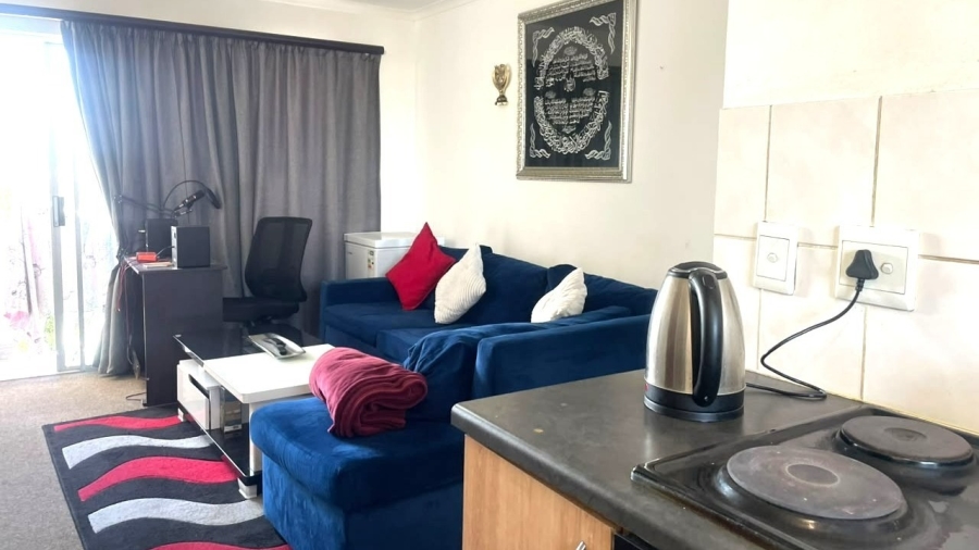2 Bedroom Property for Sale in Parklands Western Cape